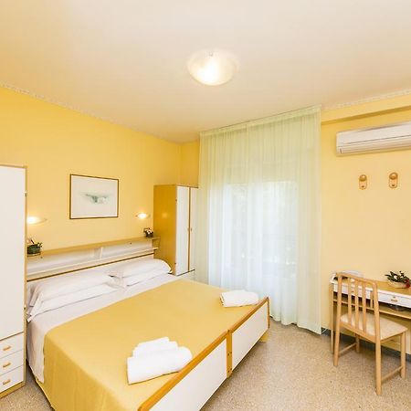 Hotel Rita Riccione Zewnętrze zdjęcie