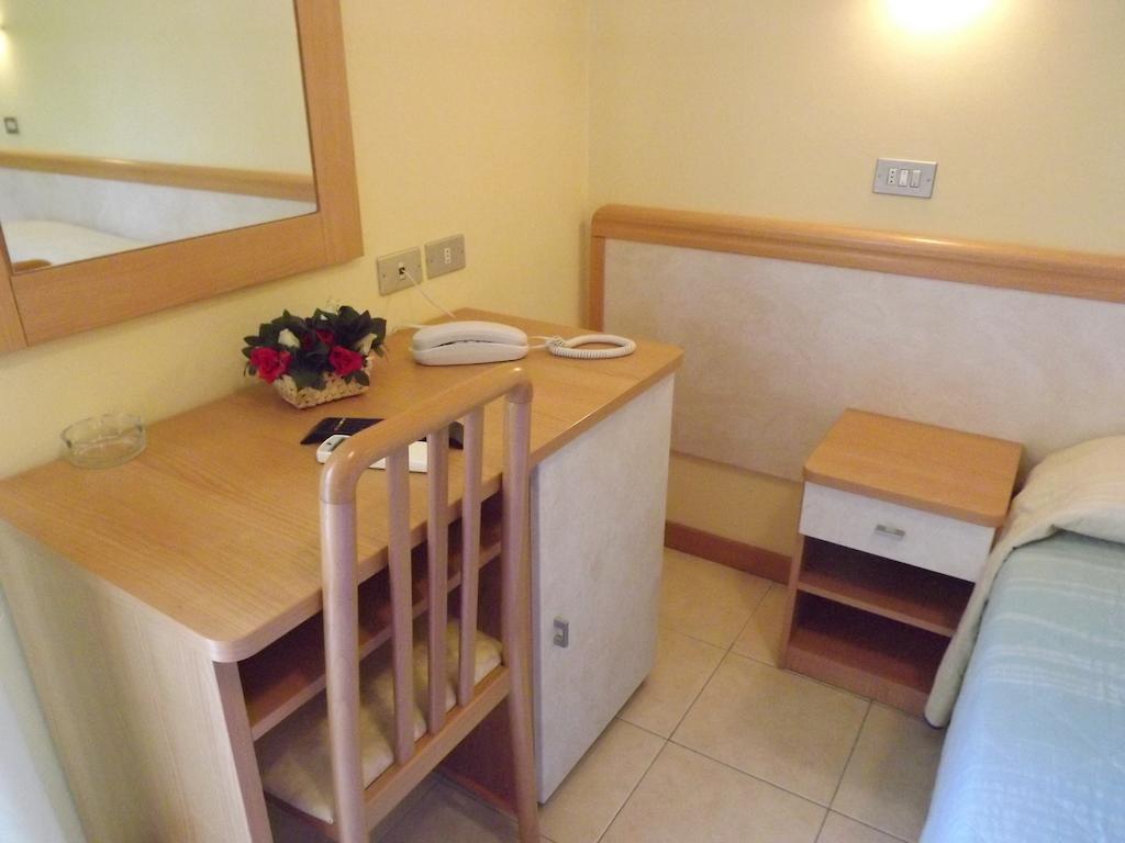 Hotel Rita Riccione Pokój zdjęcie