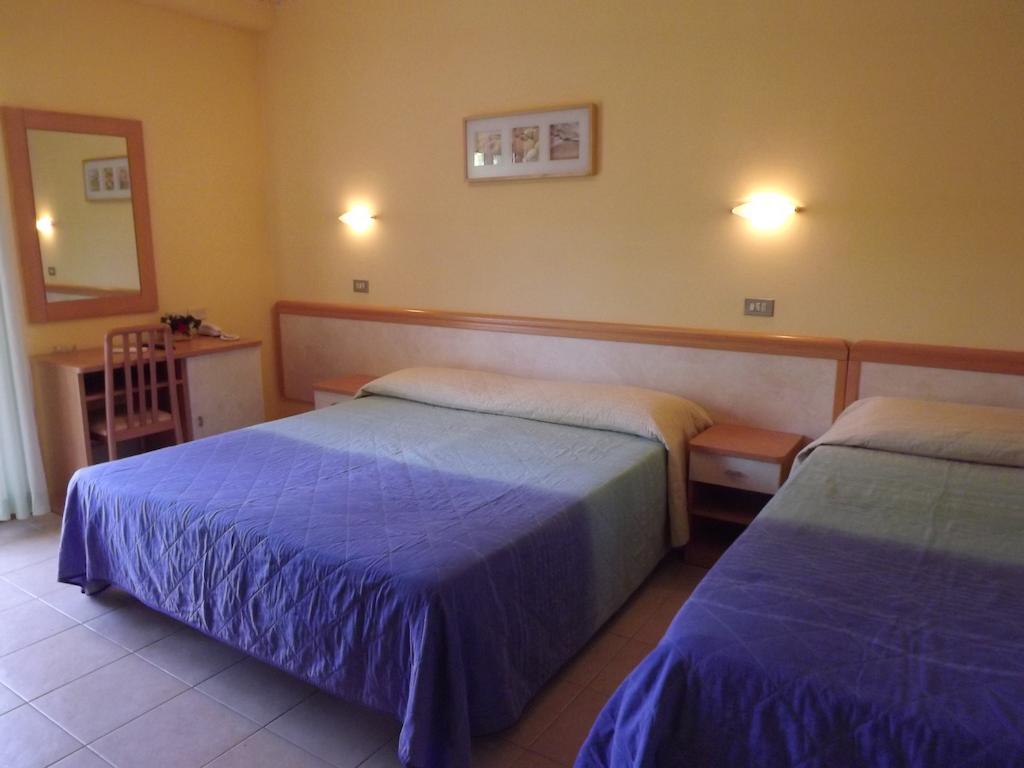 Hotel Rita Riccione Pokój zdjęcie
