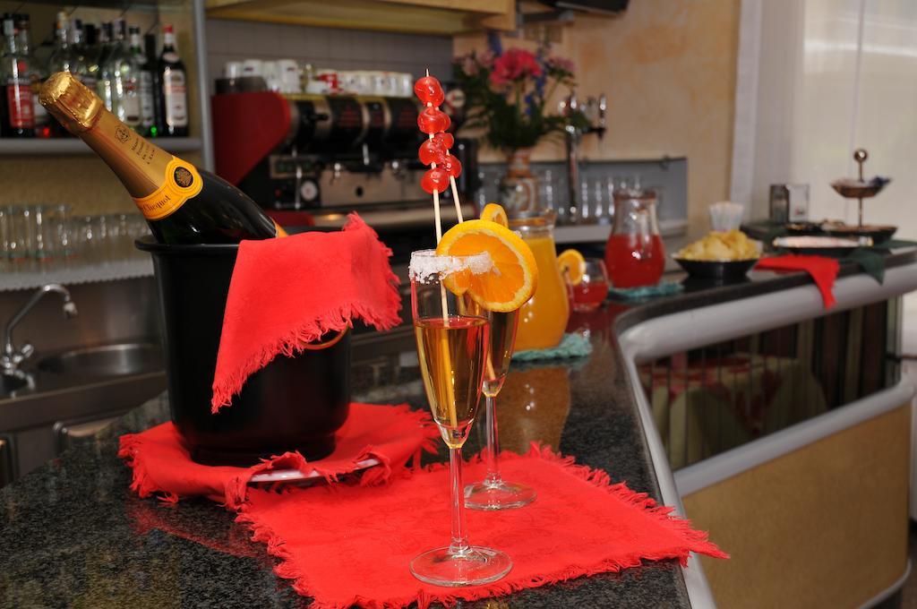 Hotel Rita Riccione Zewnętrze zdjęcie