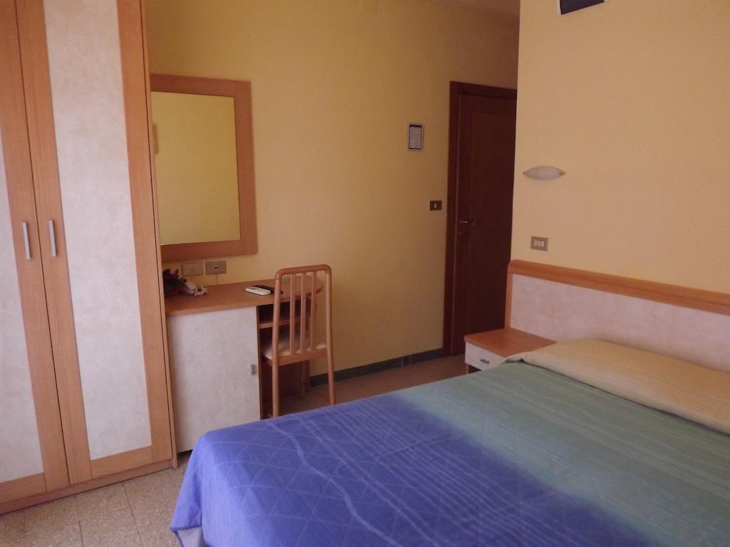 Hotel Rita Riccione Pokój zdjęcie