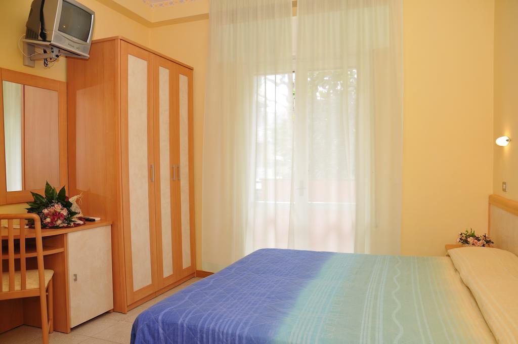 Hotel Rita Riccione Pokój zdjęcie