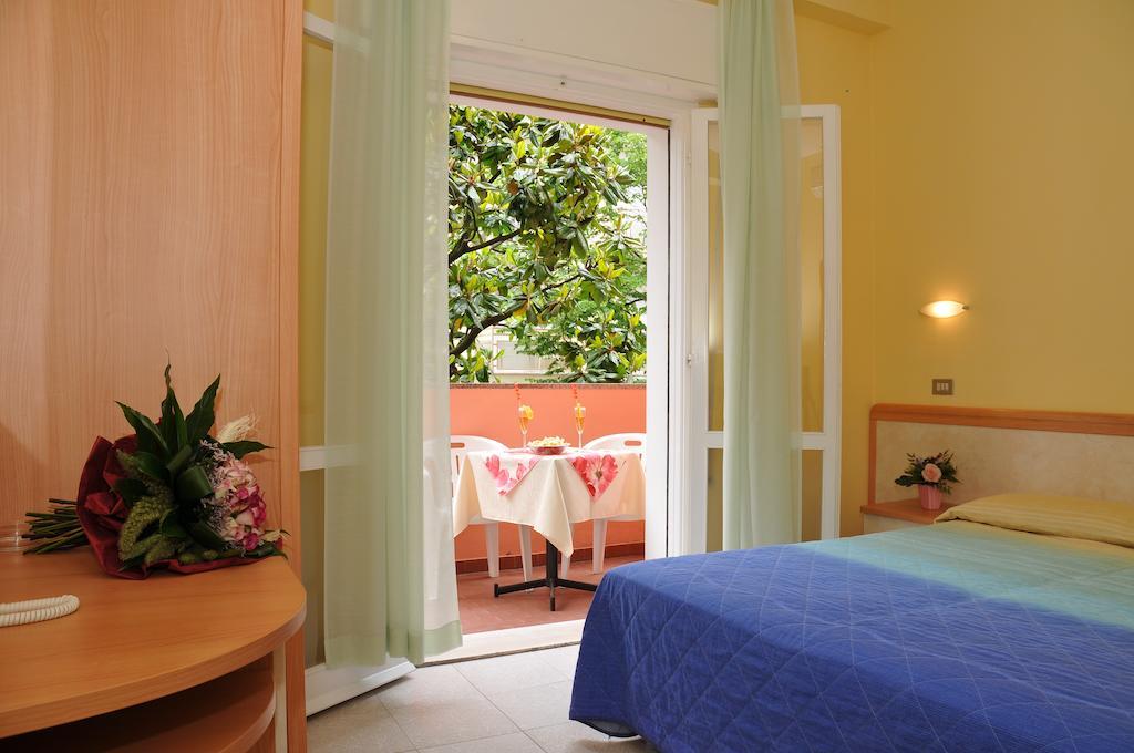 Hotel Rita Riccione Pokój zdjęcie