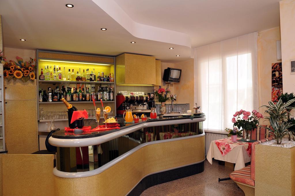 Hotel Rita Riccione Zewnętrze zdjęcie