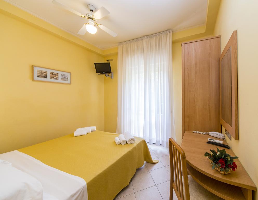 Hotel Rita Riccione Zewnętrze zdjęcie